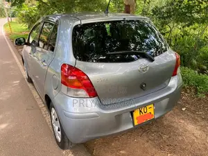 Toyota Vitz 2008 Car (Used)