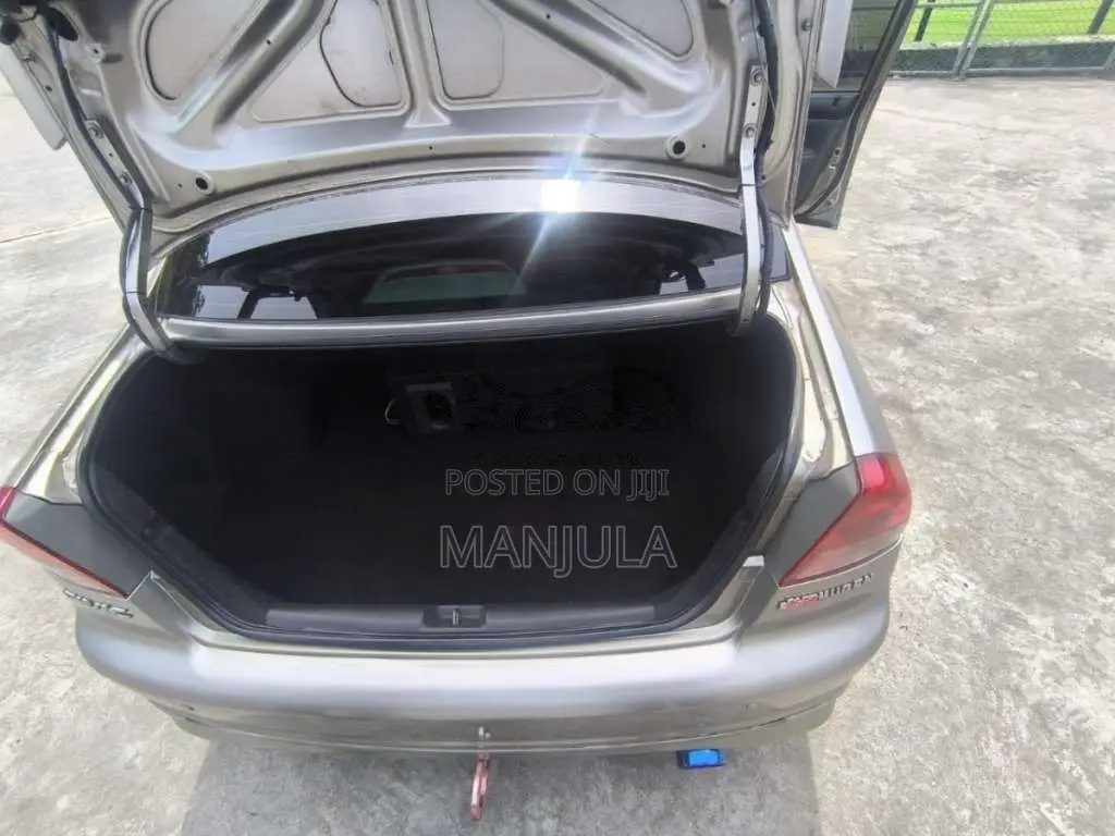 Honda ES 05 2003 Car (Used)
