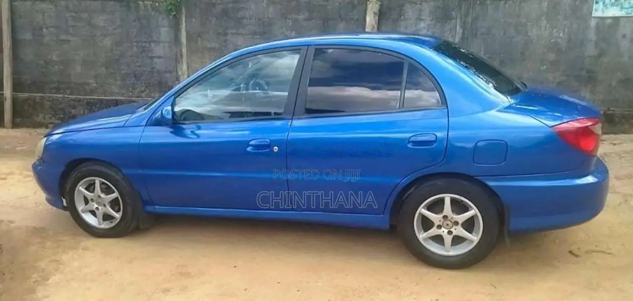 Kia Rio 2000 Car (Used)