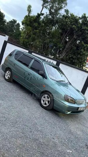 Kia Carens 2001 Car (Used)