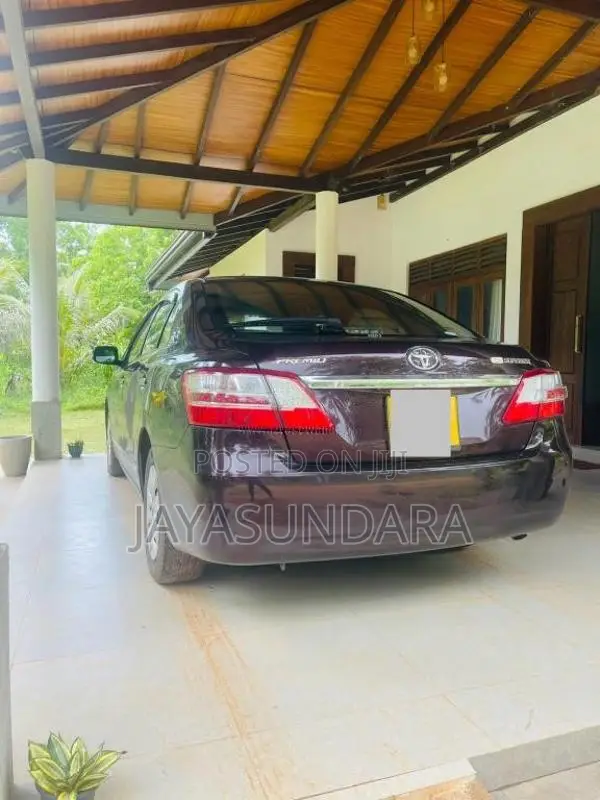 Toyota Premio 2012 Car (Used)