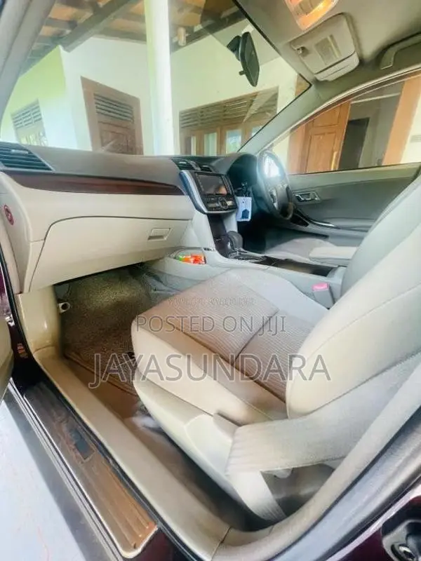Toyota Premio 2012 Car (Used)