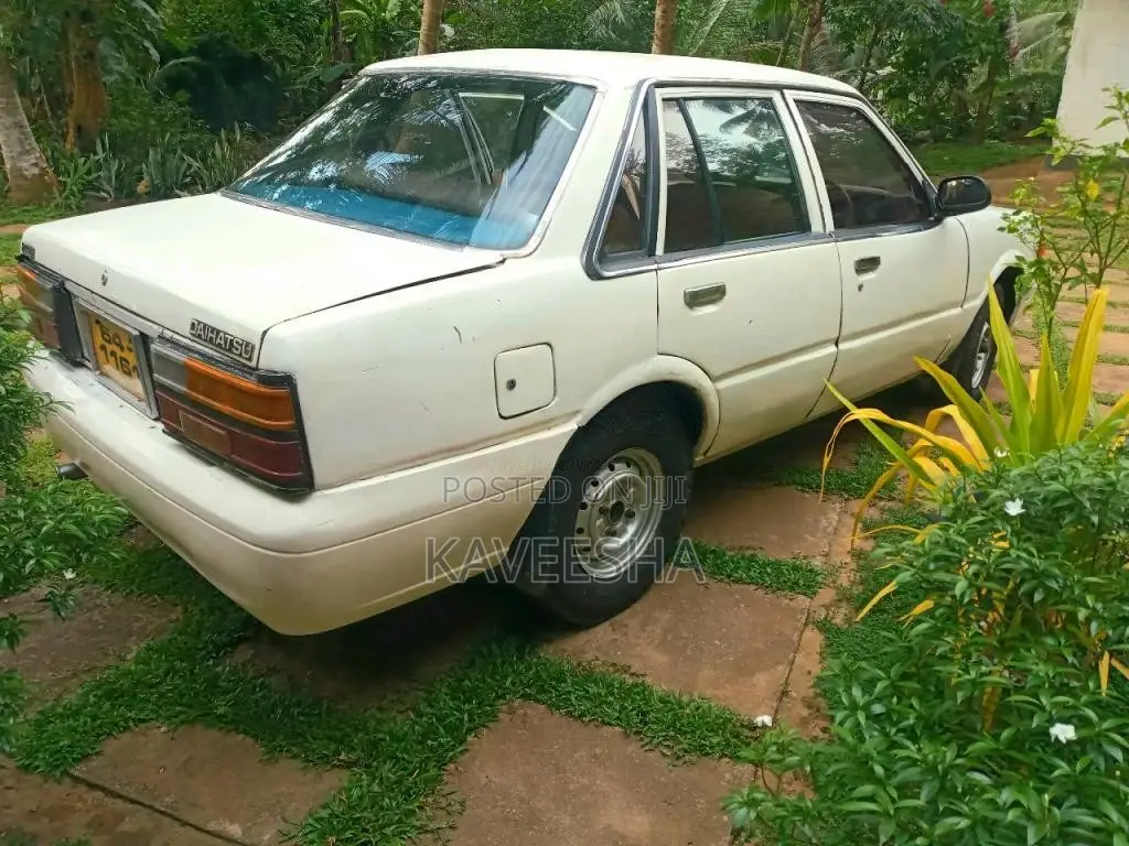 Daihatsu Daihatsu 1982 Car (Used)