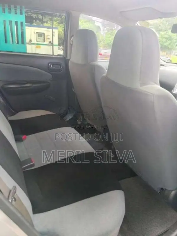 Nissan Wingroad Y11 2004 Car (Used)