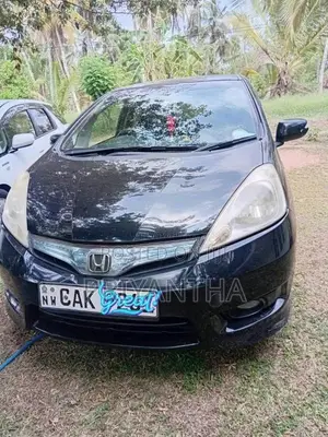 Honda FIT Shuttle 2012 Car (Used)