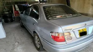 Nissan N16 2001 Car (Used)