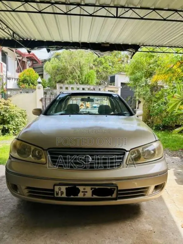 Nissan N17 2006 Car (Used)
