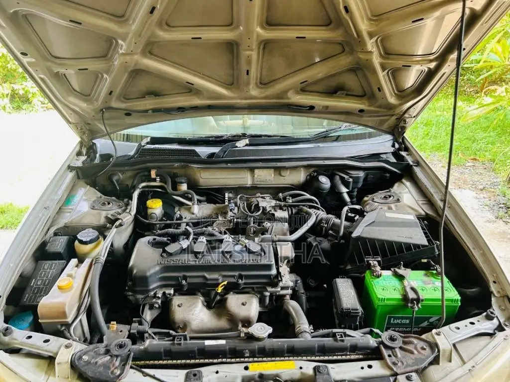 Nissan N17 2006 Car (Used)