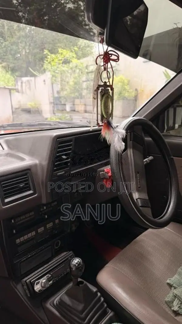 Nissan Trad Sunny 1987 Car (Used)