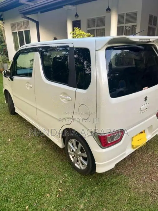 Suzuki Wagon R FZ 2017 Car (Used)
