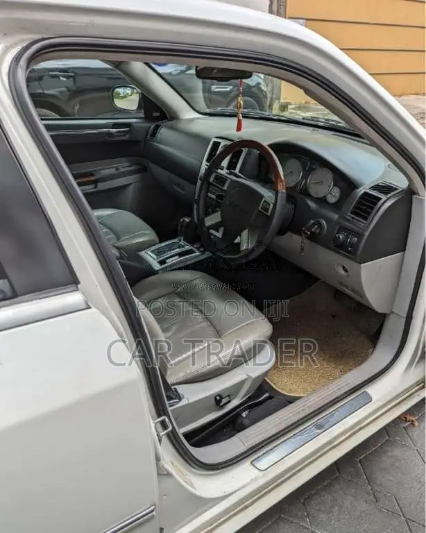 Chrysler 300C 2007 Car (Used)