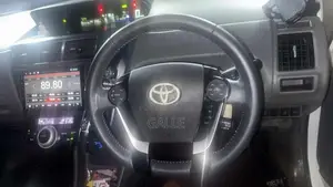 Toyota Prius 2012 Car (Used)