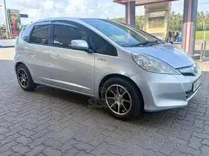 Honda Fit Gp1 2013 Car (Used)