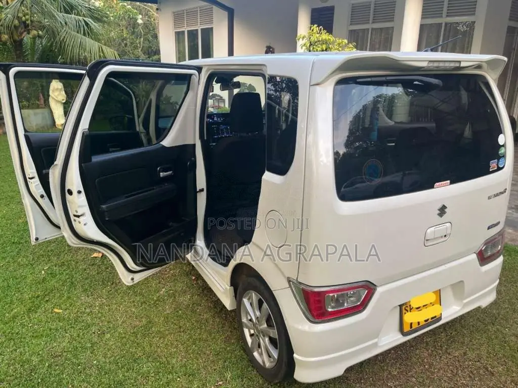 Suzuki Wagon R FZ 2017 Car (Used)