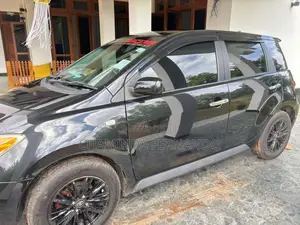 Toyota IST 2003 Car (Used)