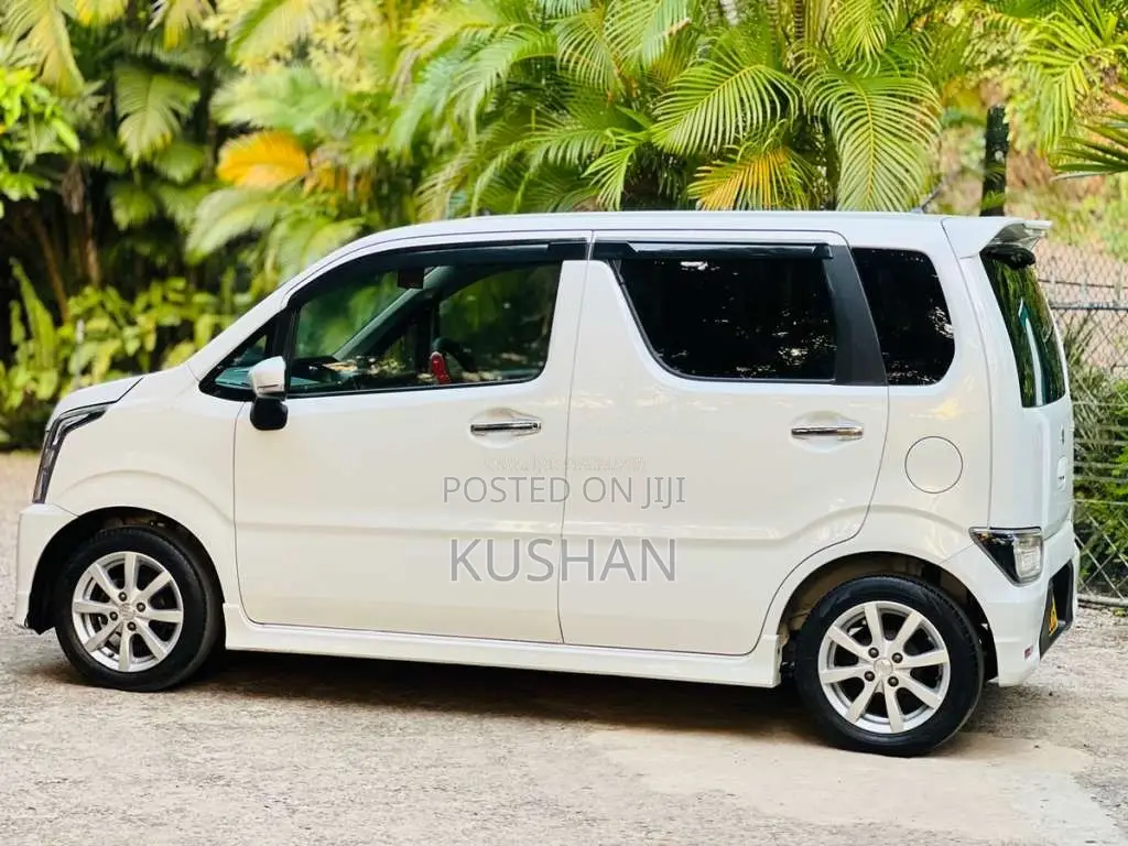 Suzuki Wagon R Stingray 2018 Car (Used)