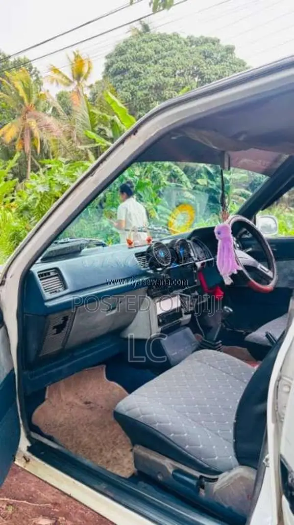 Toyota Corona 1985 Car (Used)