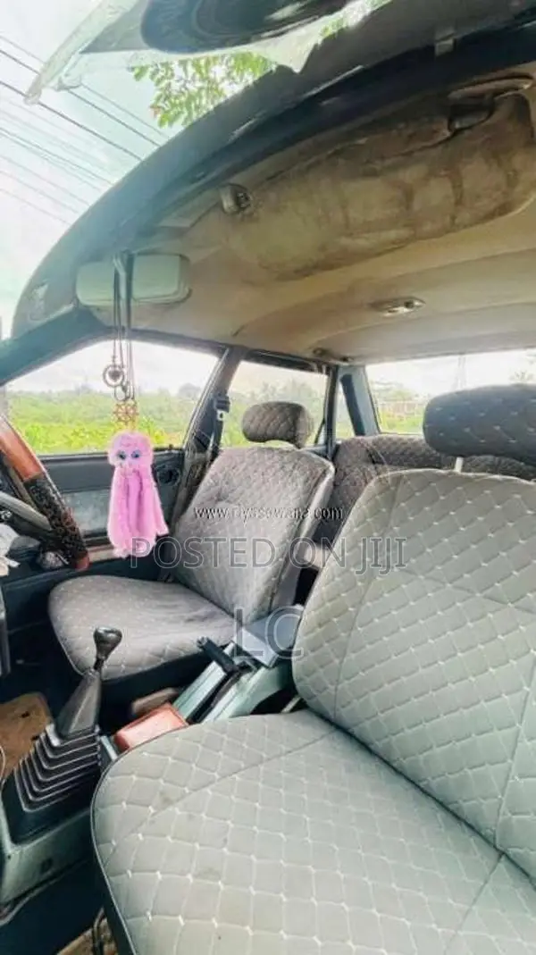 Toyota Corona 1985 Car (Used)