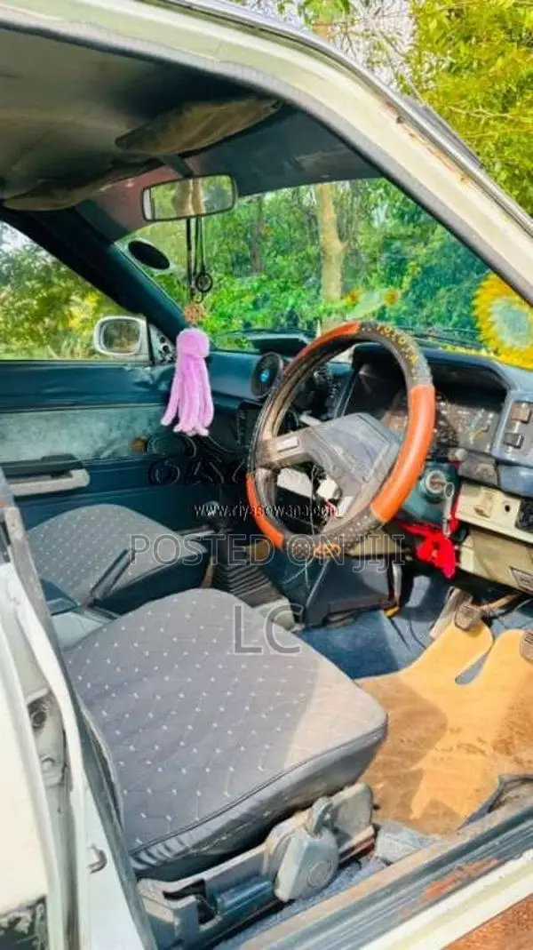 Toyota Corona 1985 Car (Used)