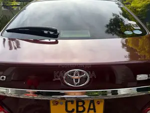 Toyota Premio 2017 Car (Used)