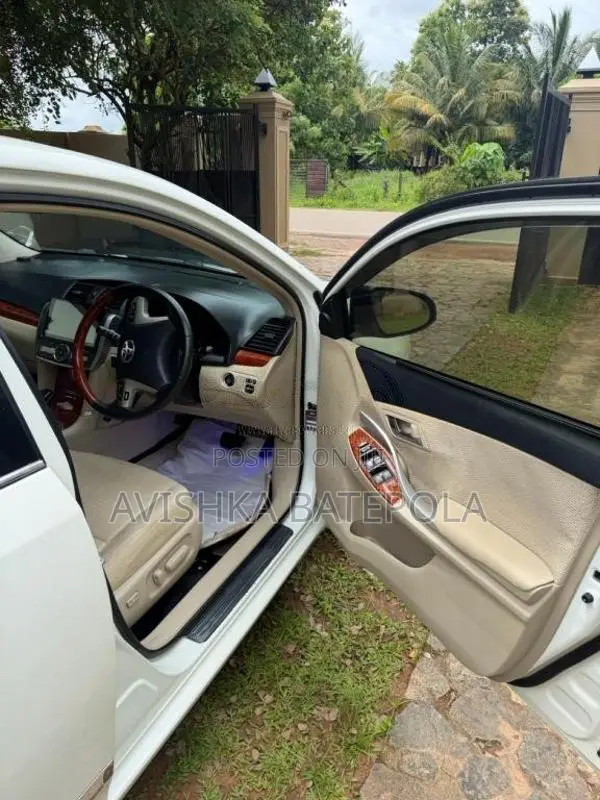 Toyota Premio 2015 Car (Used)