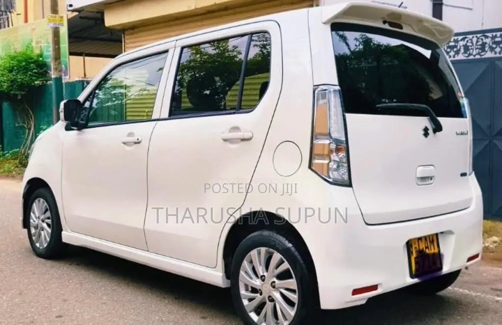 Suzuki Wagon R FZ 2014 Car (Used)