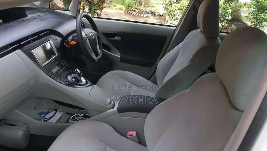 Toyota Prius 2009 Car (Used)