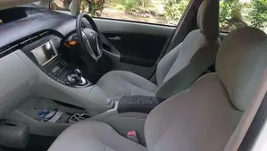 Toyota Prius 2009 Car (Used)