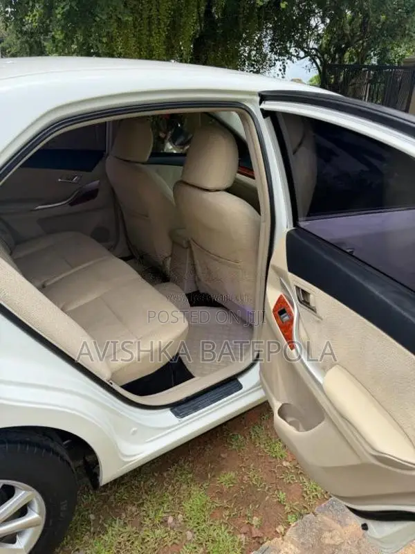 Toyota Premio 2015 Car (Used)