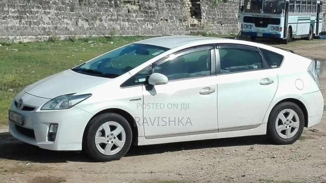 Toyota Prius 2009 Car (Used)