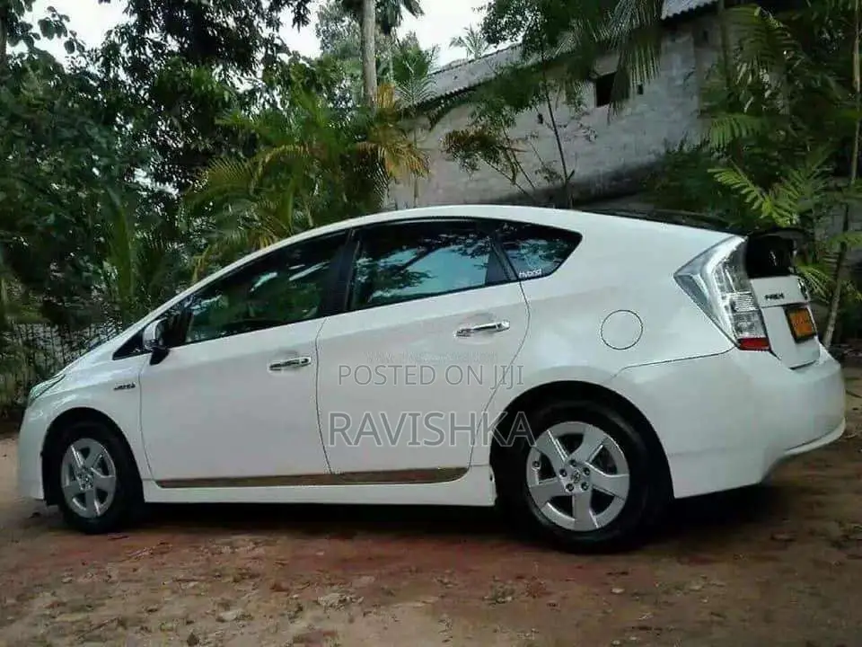Toyota Prius 2009 Car (Used)
