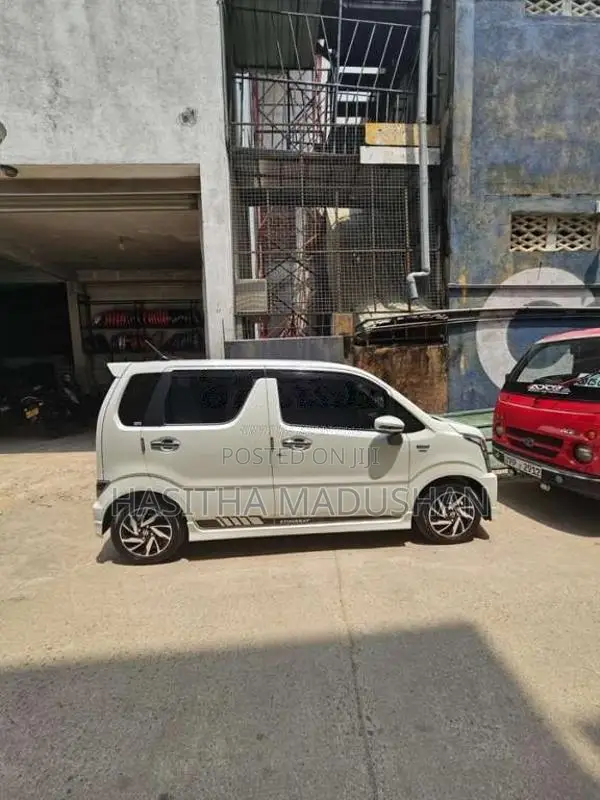 Suzuki Wagon R Stingray 2018 Car (Used)