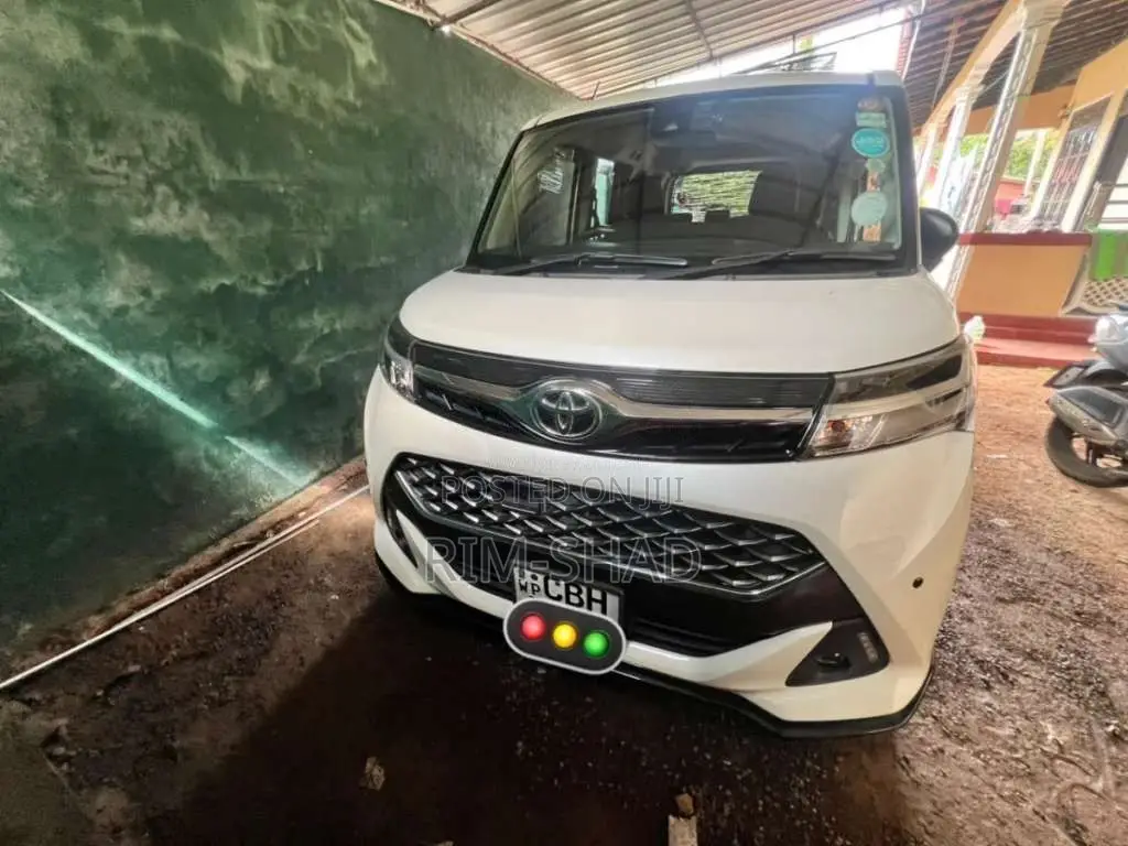 Toyota Roomy Custom GS 2019 Car (Used)