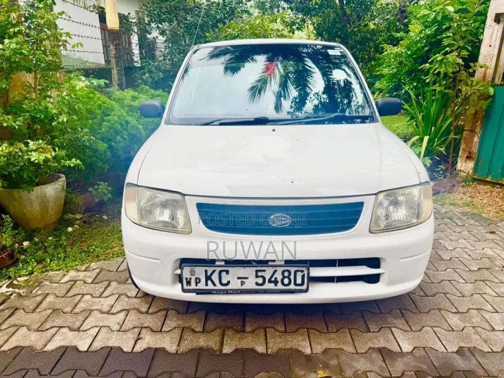 Daihatsu Mira 2002 Car (Used)