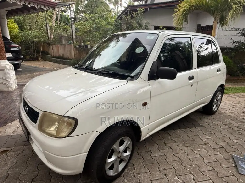 Daihatsu Mira 2002 Car (Used)