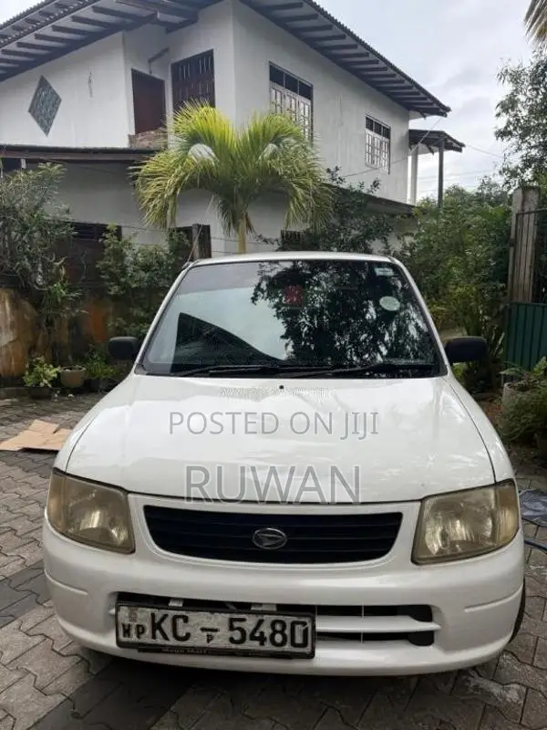 Daihatsu Mira 2002 Car (Used)