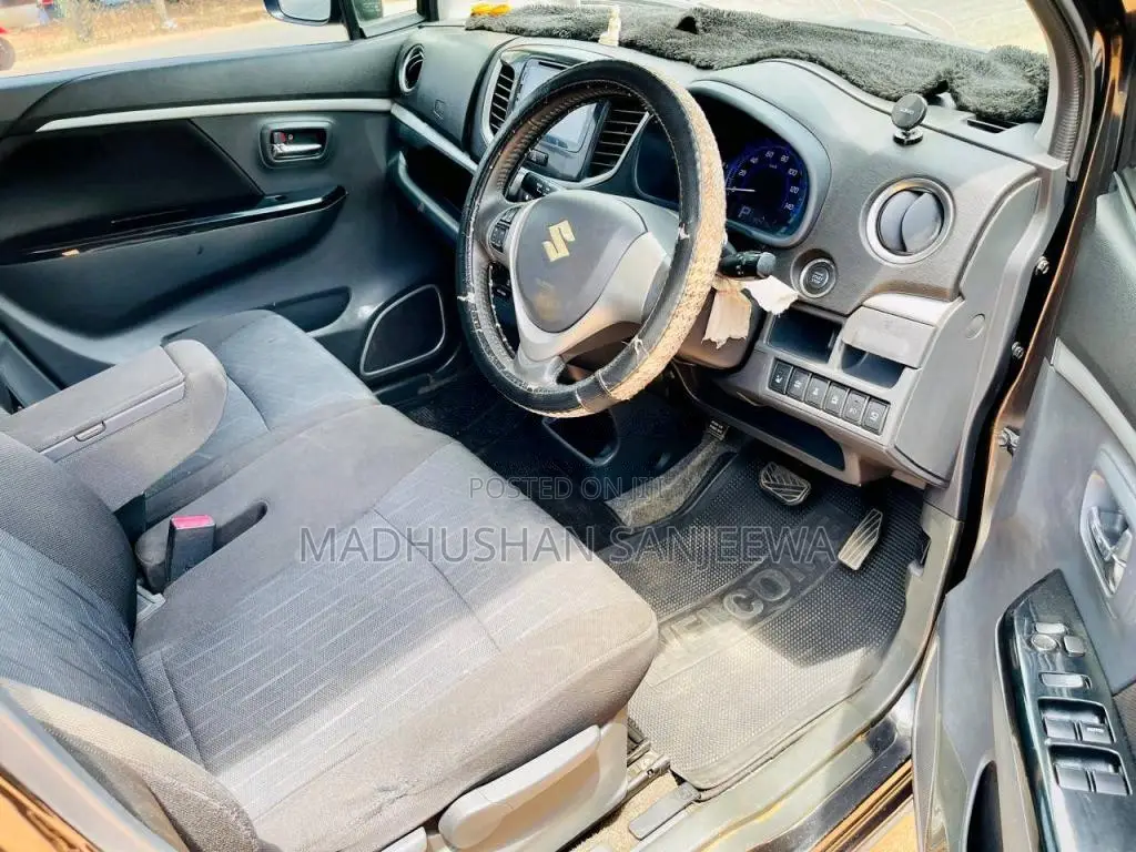 Suzuki Wagon R Stingray 2015 Car (Used)