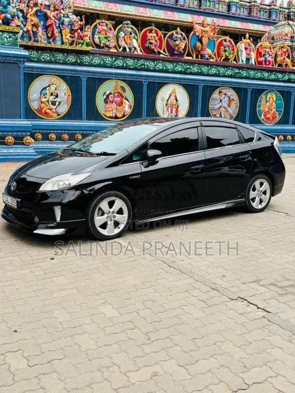Toyota Prius 2015 Car (Used)