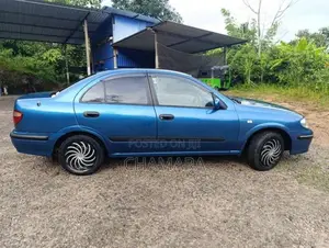 Nissan N16 2000 Car (Used)