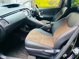 Toyota Prius 2015 Car (Used)