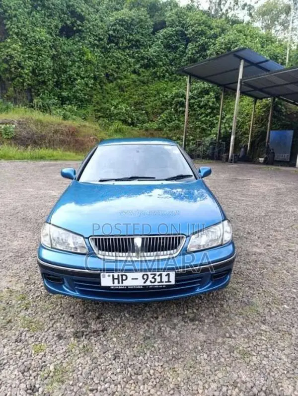 Nissan N16 2000 Car (Used)