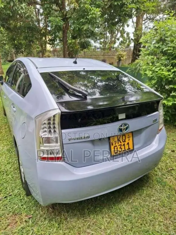 Toyota Prius 2009 Car (Used)