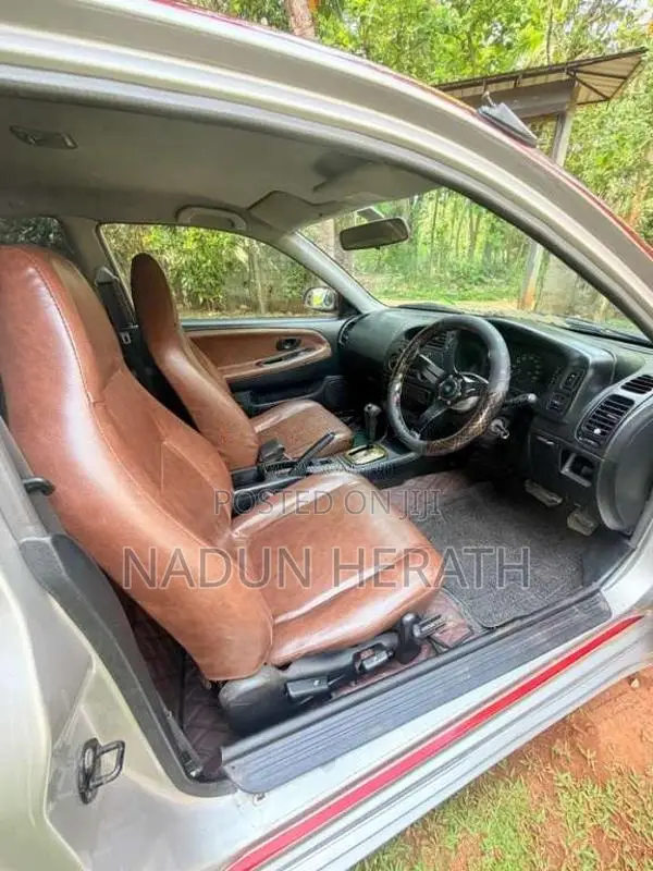 Mitsubishi Mirage 2000 Car (Used)