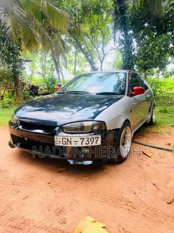 Mitsubishi Mirage 2000 Car (Used)