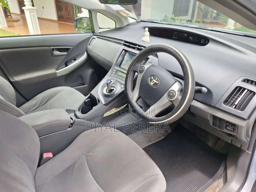 Toyota Prius 2009 Car (Used)