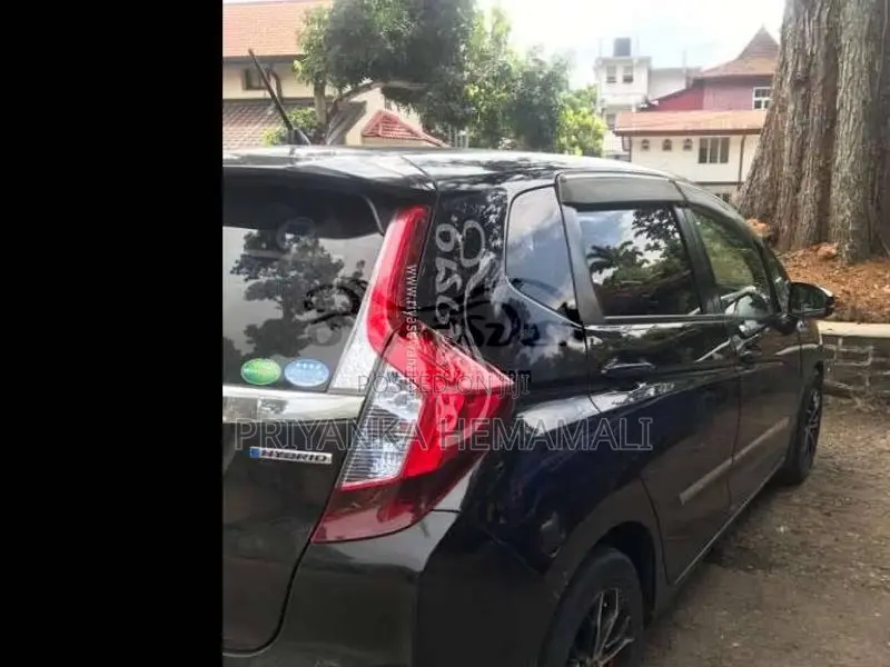 Honda Fit 2014 Car (Used)