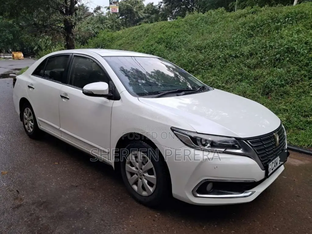 Toyota Premio 2017 Car (Used)