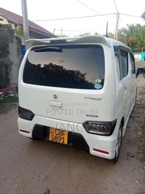 Suzuki Wagon R Stingray 2018 Car (Used)