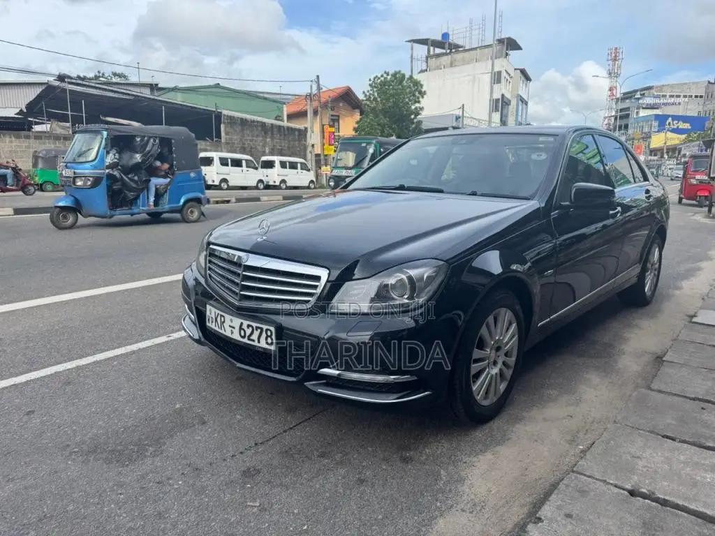 Mercedes-Benz C180 W204 2011 Car (Used)
