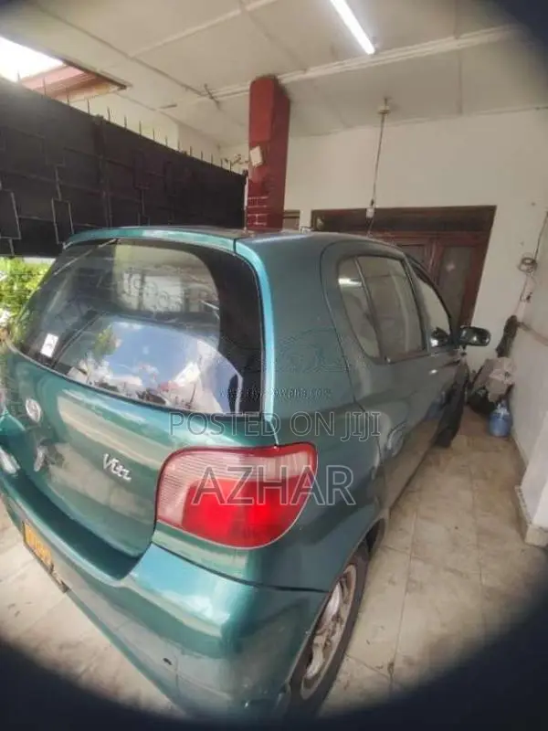Toyota VITZ SCP10 2000 Car (Used)